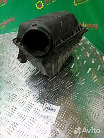 Корпус воздушного фильтра Chrysler 300M седан 3.0Л