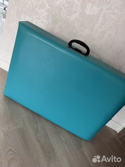 Кушетка бу для наращивания ресниц или татуажа