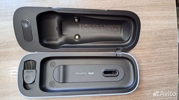 Зарядный футляр для бритвы braun 9pro новый