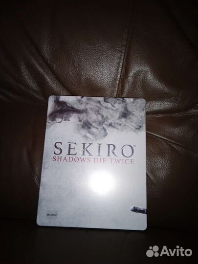 Sekiro steelbook с игрой + Art book