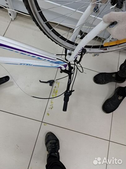 Рама велосипеда, велосипедное колесо, др запчасти