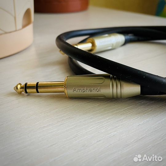 Кабель инструментальный Amphenol 6.3 mm jack