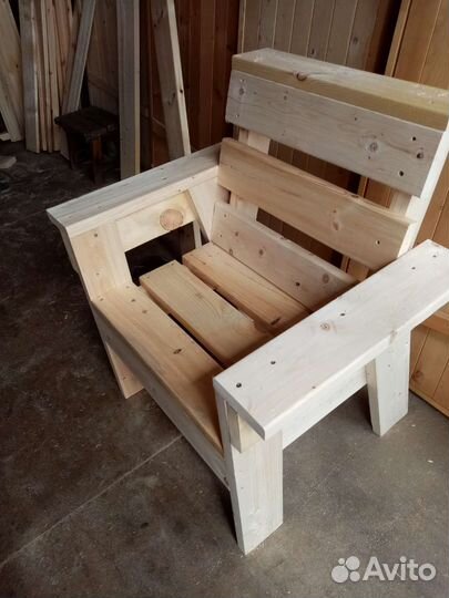 Скамья садовая