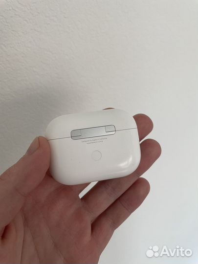 AirPods Pro кейсы/зарядные боксы