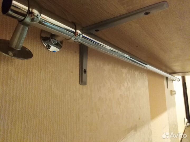 Рейлинг кухонный с креплением. Держатель в ванну