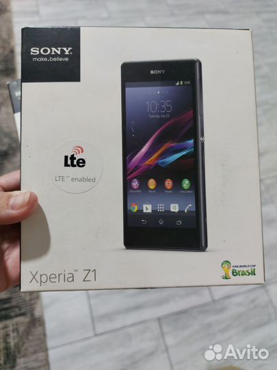 Коробка от Sony Xperia Z1