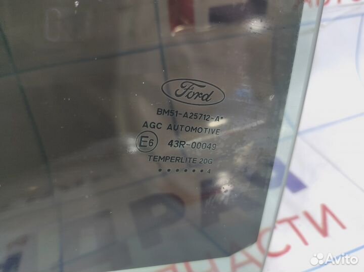 Стекло двери задней правой Ford Focus 3 1706320