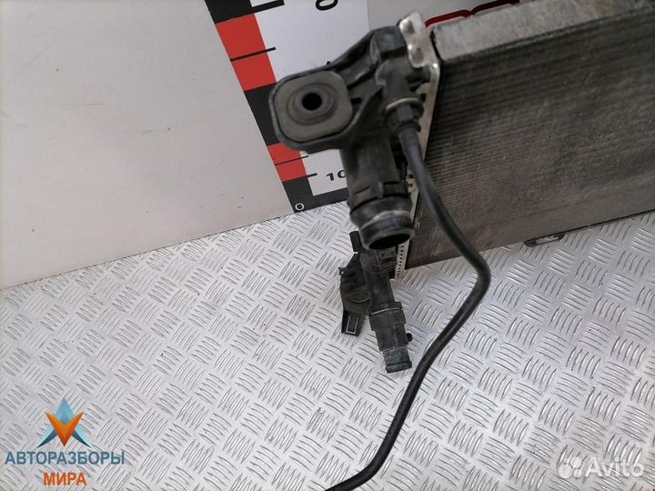 Радиатор (основной) Audi A4 B7 2009