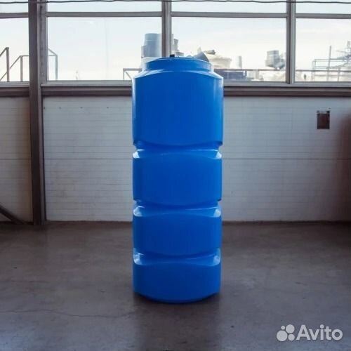 Емкость из пластика для полива