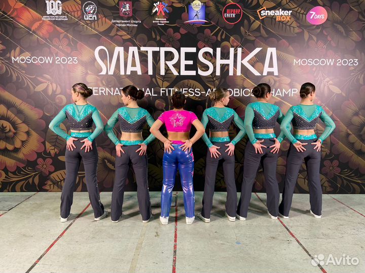 Костюм для фитнес аэробики