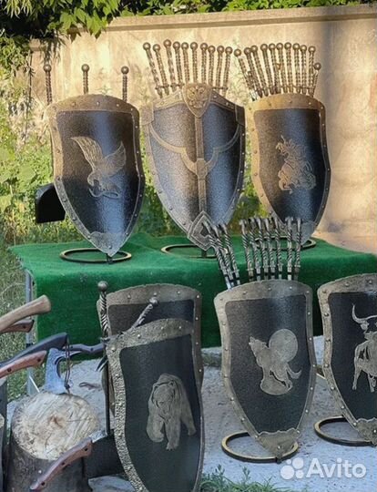 Подставка под шампуры Щит