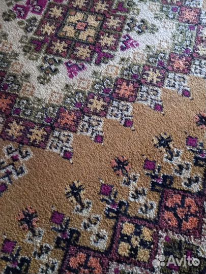 Ковер шерстяной