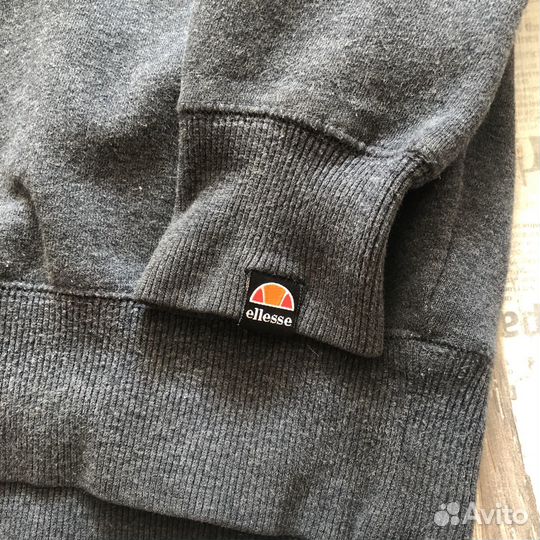 Ellesse Свитшот оригинал (cp company)