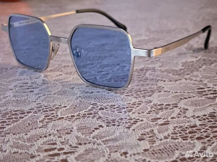 Солнцезащитные очки dior