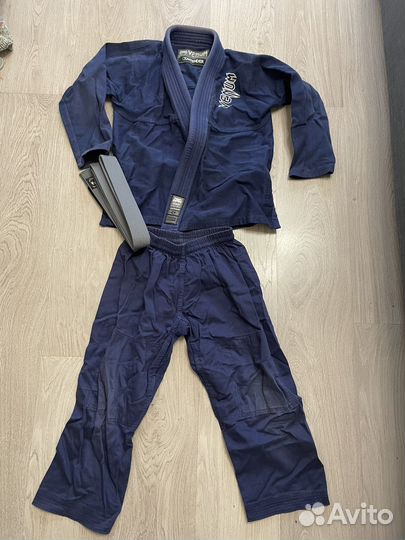 Кимоно Venum c1