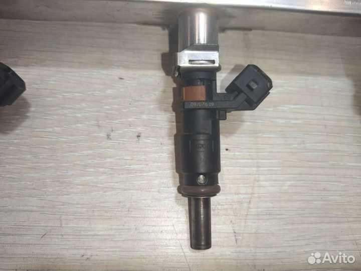 Топливная рейка бмв n46 из Японии