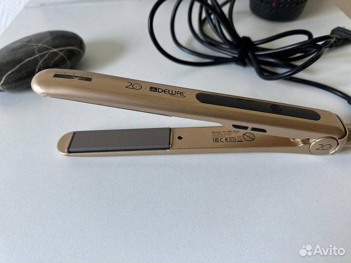 Профессиональный утюжок для волос. турмалин