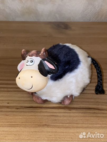 Керамическая меховая фигурка Коровка