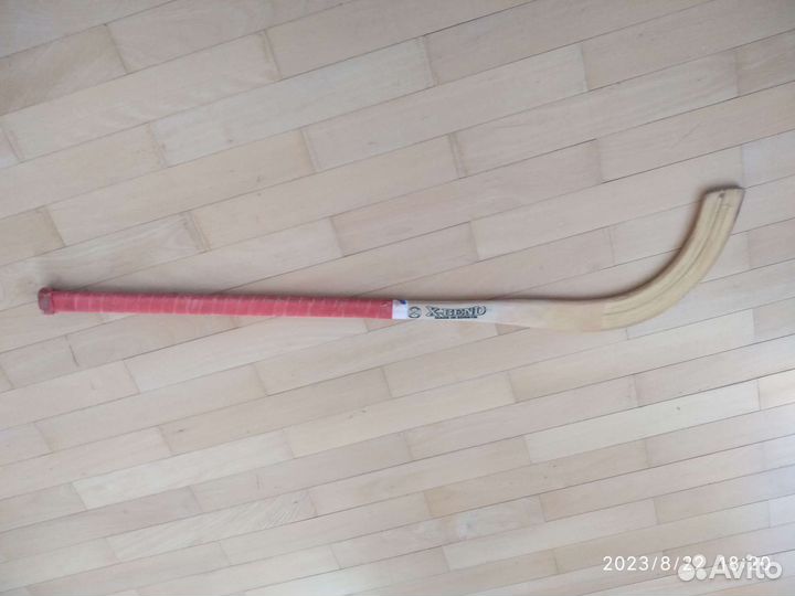 Клюшка для хоккея с мячом X-bend