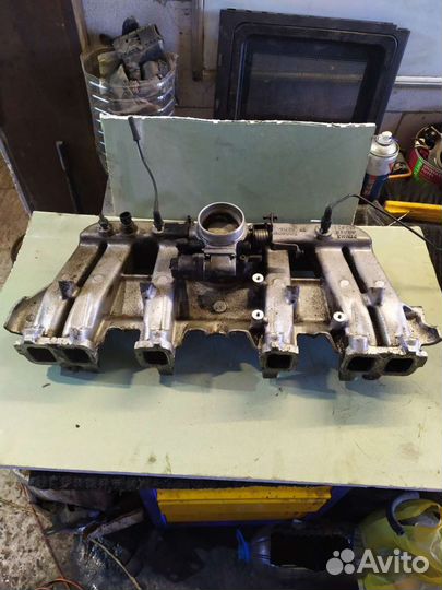 Впускной коллектор jeep grand Cherokee ZJ