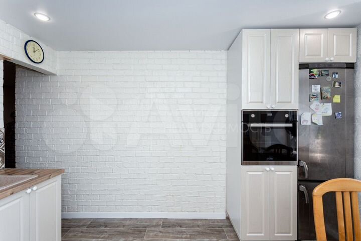 3-к. квартира, 76 м², 9/10 эт.