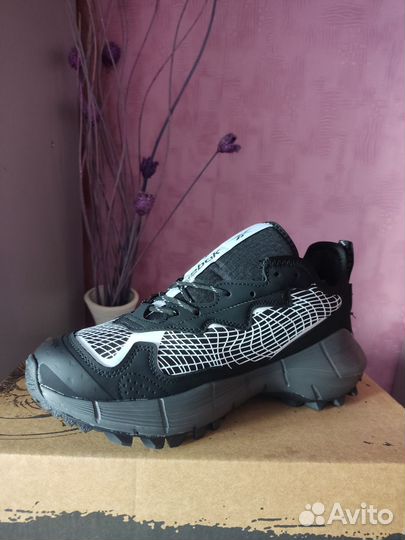 Мужские зимние кроссовки