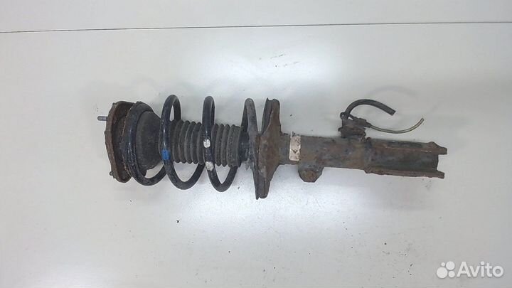 Амортизатор подвески Toyota Avensis 2, 2005