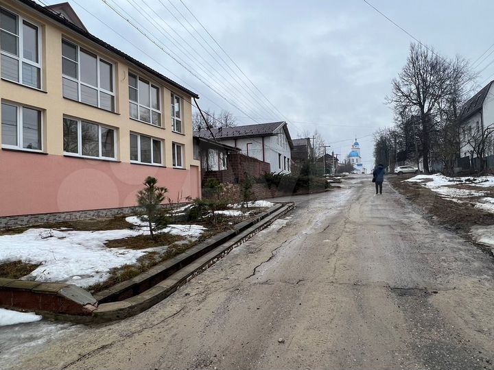 Дом 487,7 м² на участке 6,2 сот.