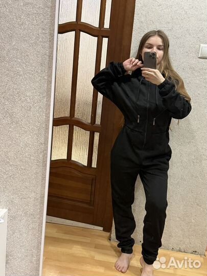 Крутой комбинезон серый, черный женский новый