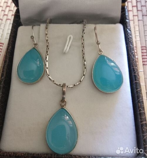 Серьги и подвеска