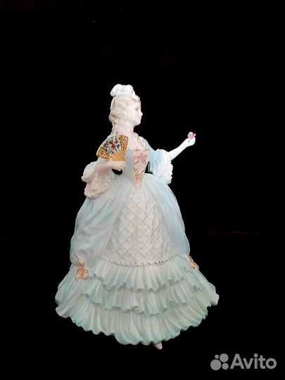 Статуэтка Мария Антуанетта.Coalport. Англия
