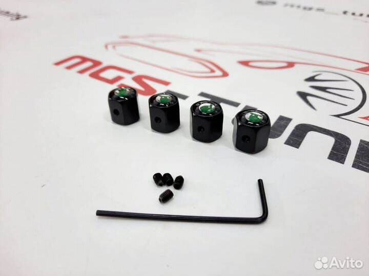 Колпачки на ниппель Skoda Black с антикражей