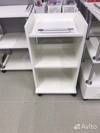 Тележка на колесах