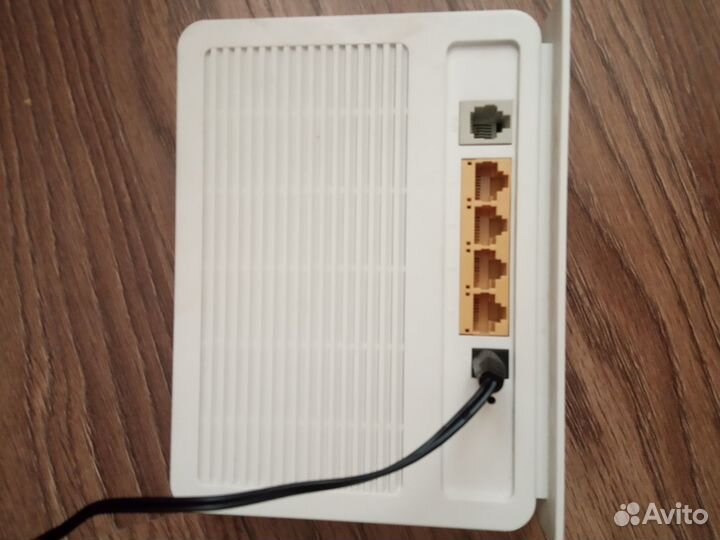 Adsl wifi роутер TP-link TD854W, ещё есть Роутер