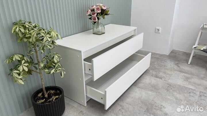 Тумба тв белая