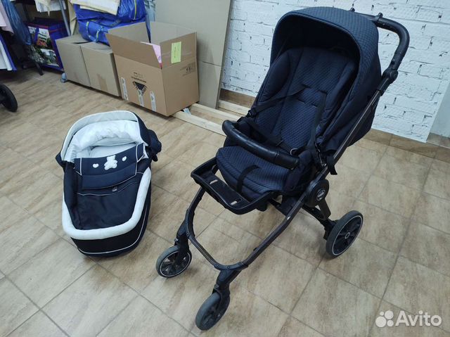 Качественная итальянская коляска CAM