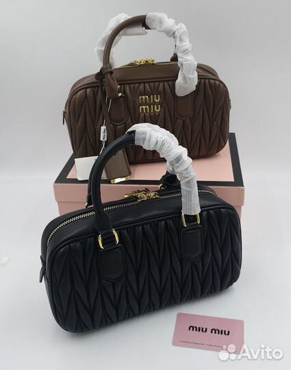 Сумка Miu Miu Arcadie matelassé leather bag