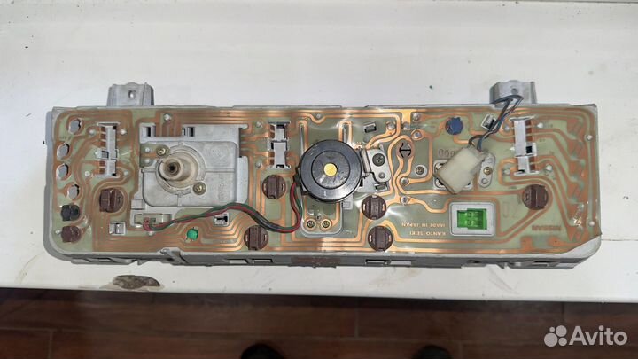 112 Щиток приборов Nissan Terrano D21