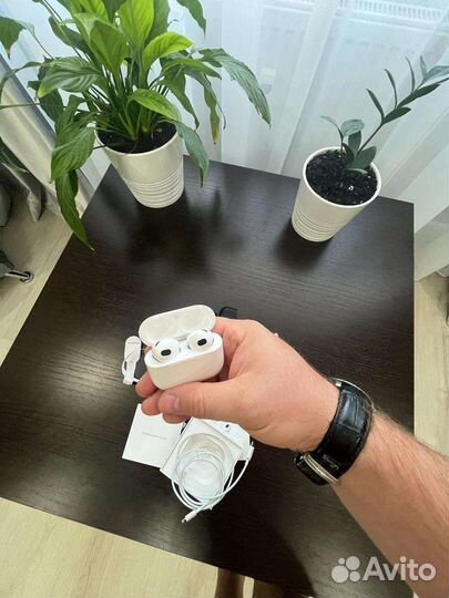 Беспроводные наушники apple airpods 3