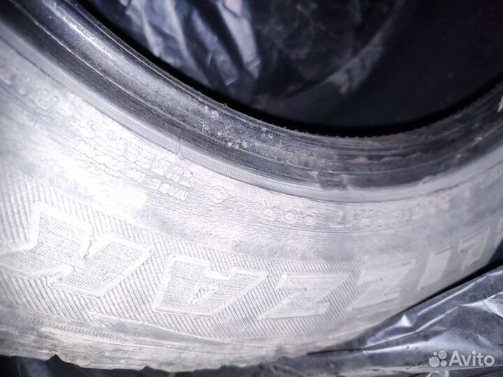 Bridgestone Blizzak Ice 225/60 R17