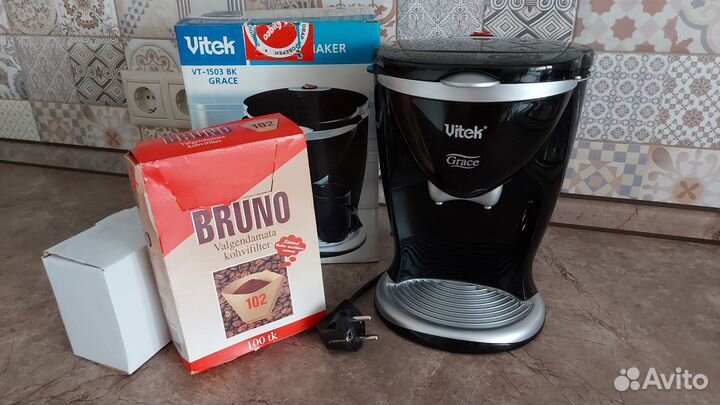 Кофеварка новая Vitek VT-1503 вк Grace