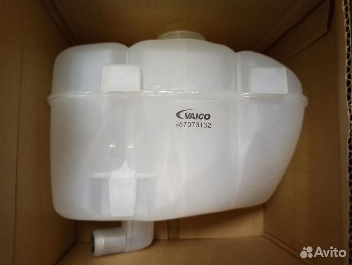 Бачок расширительный V95-0216 Vaico