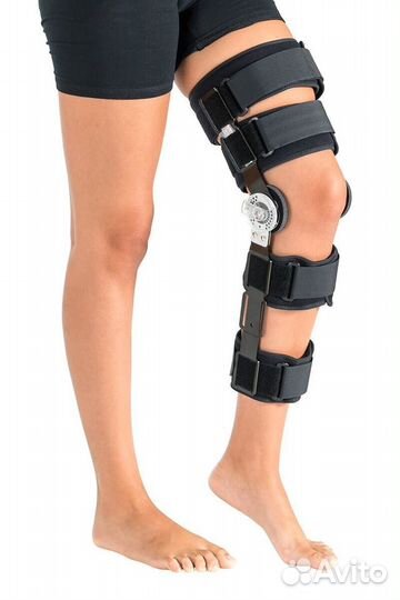 Шарнирный коленный ортез для реабилитации