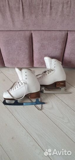 Фигурные коньки risport rf3