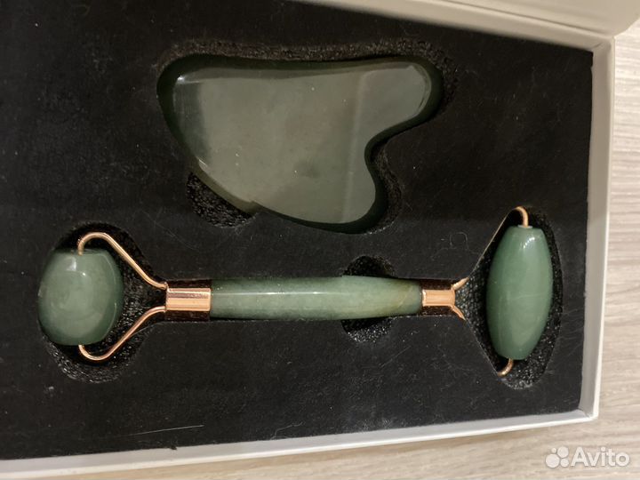 Массажер и гуаша