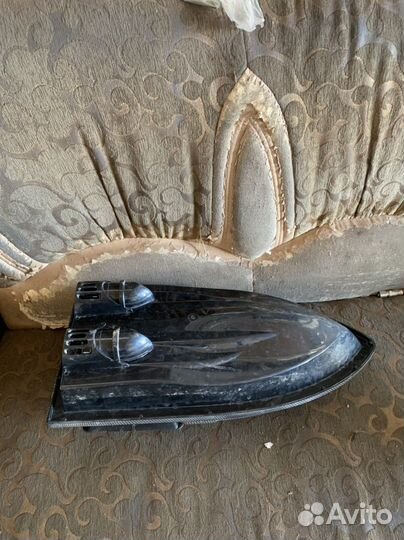 Прикормочный кораблик с gps и эхолотом