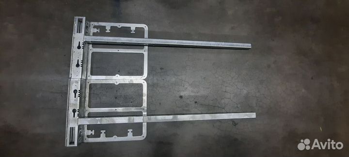 Кронштейн знака выдвижного, комплект