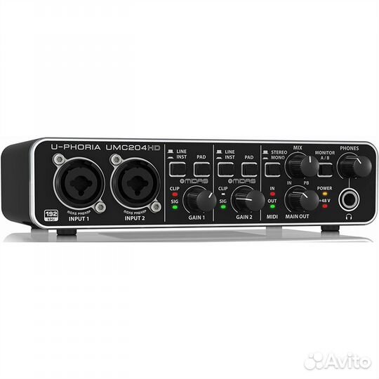 Внешняя звуковая карта с USB Behringer UMC204HD