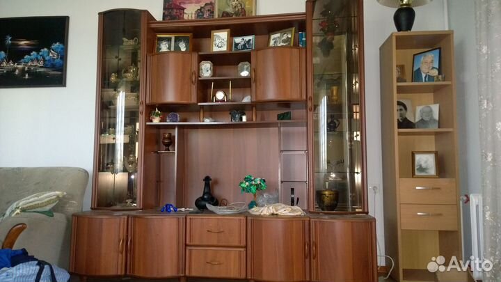 Стенка в гостиную