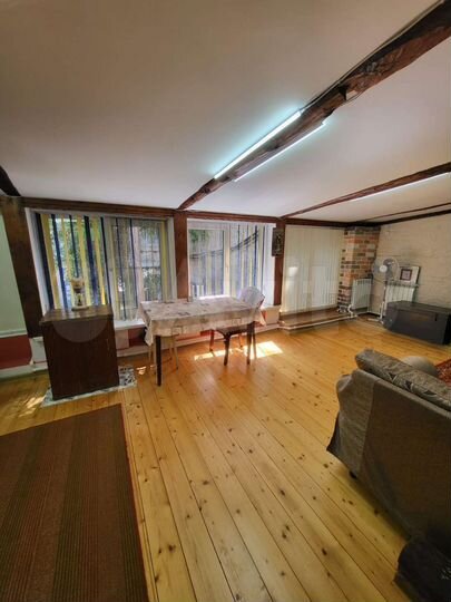 3-к. квартира, 110 м², 2/2 эт.